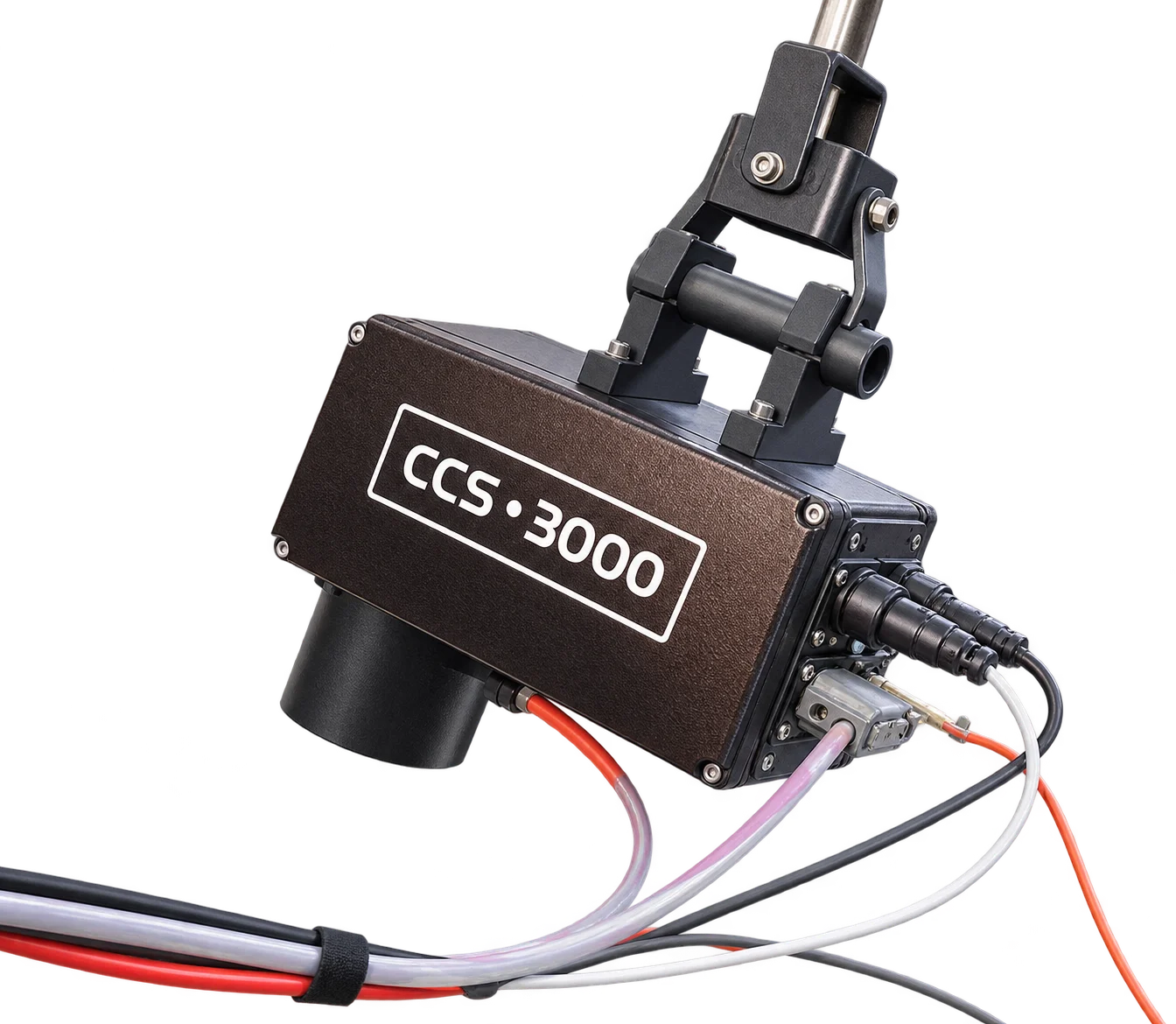 Sensor MoistTech CCS-3000 con la serigrafía del modelo visible, cuerpo marrón oscuro, óptica cilíndrica en la base y montaje en rótula articulada sobre barra